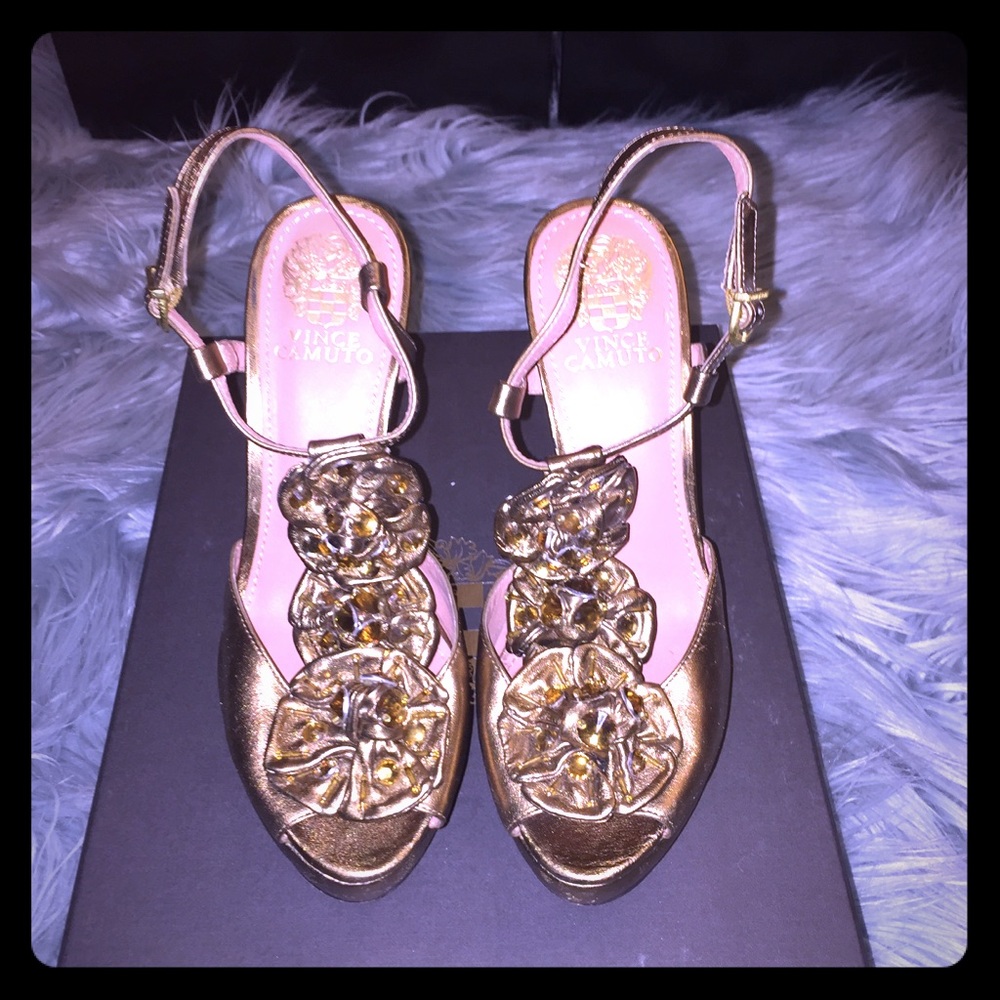 Vince Camuto Gold Platform